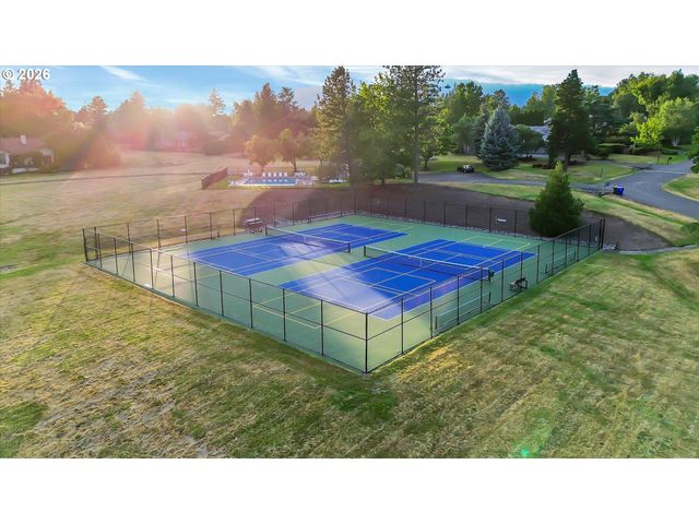14240 Nw HARVEST Ln, Portland, OR 97229