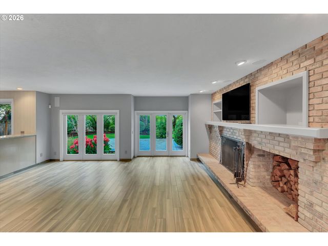 14240 Nw HARVEST Ln, Portland, OR 97229