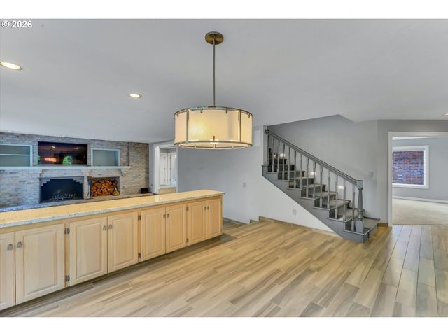 14240 Nw HARVEST Ln, Portland, OR 97229
