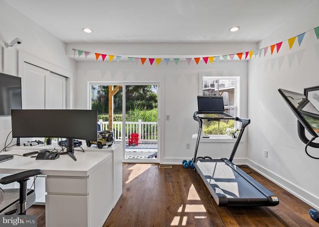 6707 CINNAMINSON CT, Philadelphia, PA 19128