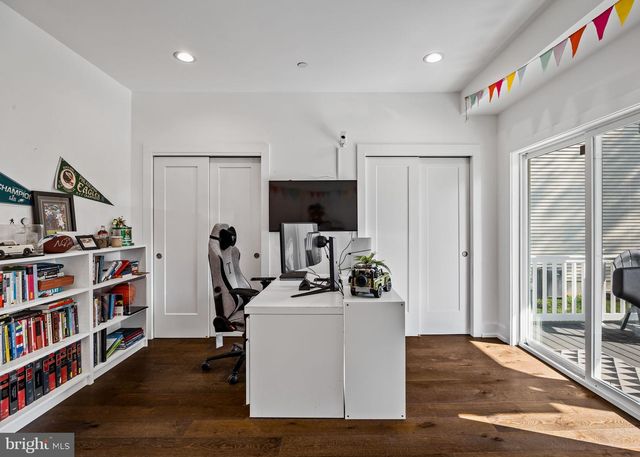 6707 CINNAMINSON CT, Philadelphia, PA 19128