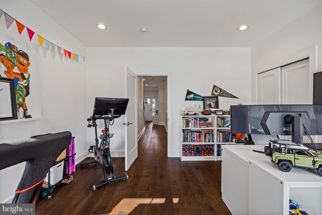 6707 CINNAMINSON CT, Philadelphia, PA 19128