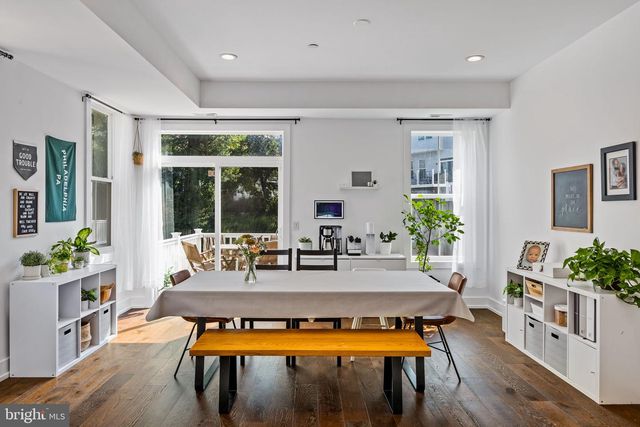 6707 CINNAMINSON CT, Philadelphia, PA 19128