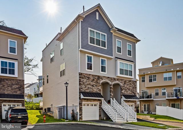 6707 CINNAMINSON CT, Philadelphia, PA 19128