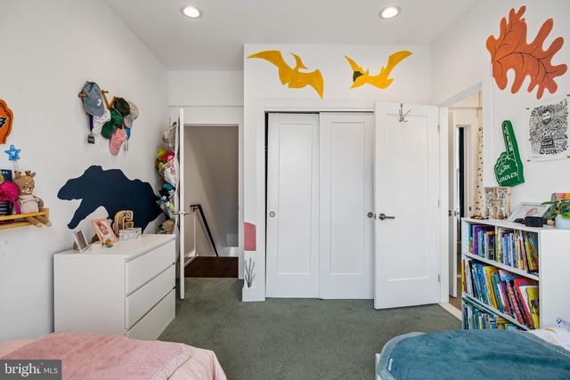 6707 CINNAMINSON CT, Philadelphia, PA 19128