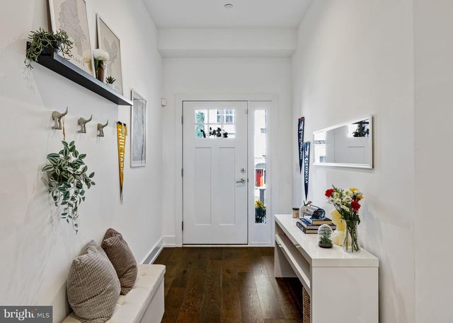 6707 CINNAMINSON CT, Philadelphia, PA 19128