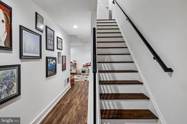 6707 CINNAMINSON CT, Philadelphia, PA 19128