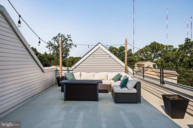 6707 CINNAMINSON CT, Philadelphia, PA 19128