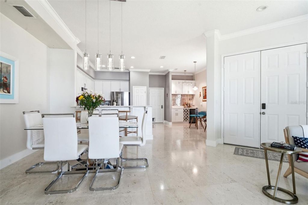 Image 18 of property listing at 8737 THE ESPLANADE 64, Orlando, FL 32836