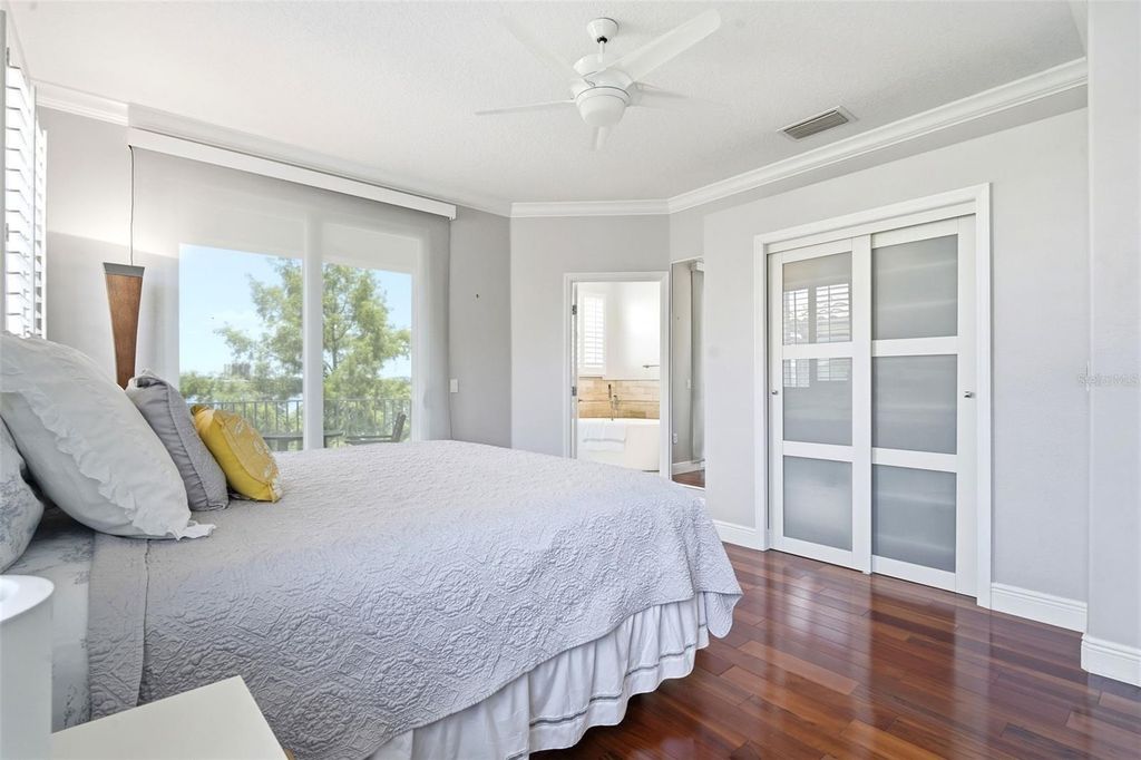 Image 26 of property listing at 8737 THE ESPLANADE 64, Orlando, FL 32836