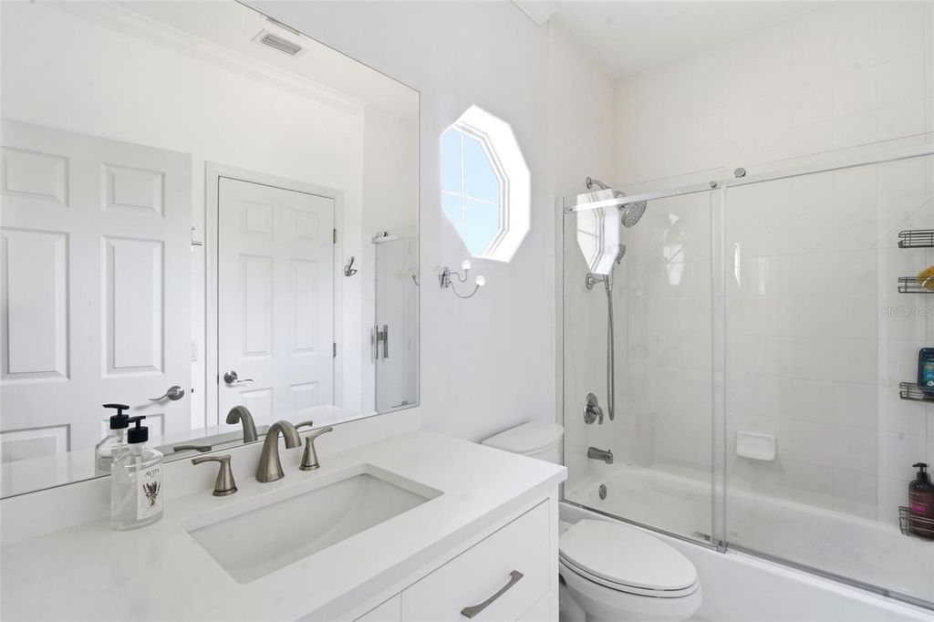 Image 35 of property listing at 8737 THE ESPLANADE 64, Orlando, FL 32836