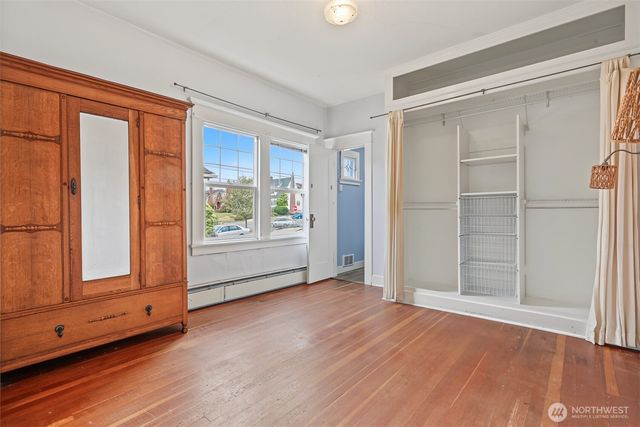 1010 Rucker Avenue, Everett, WA 98201