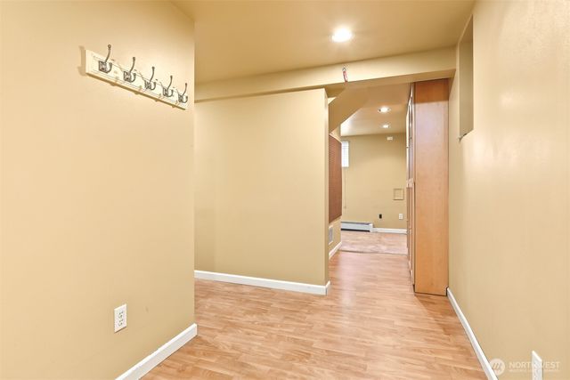 1010 Rucker Avenue, Everett, WA 98201