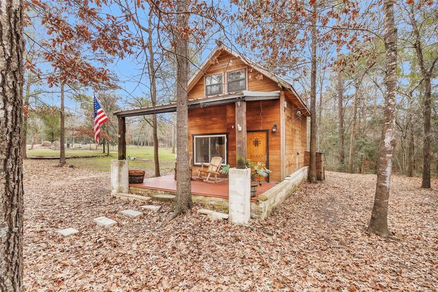 7261 Forest Hills Drive, Montgomery, TX 77316