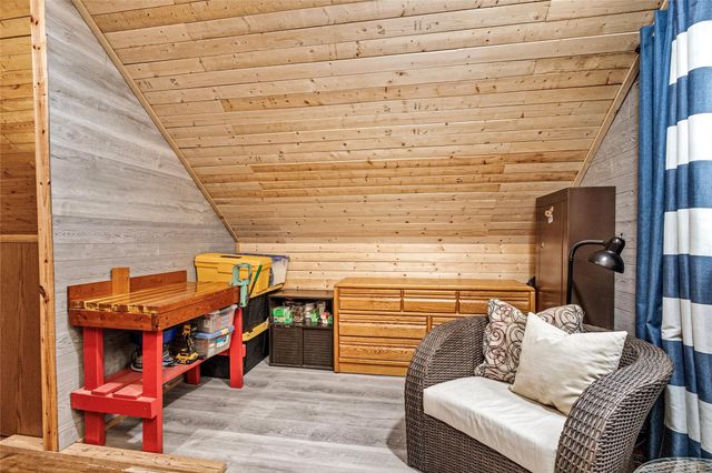 7261 Forest Hills Drive, Montgomery, TX 77316