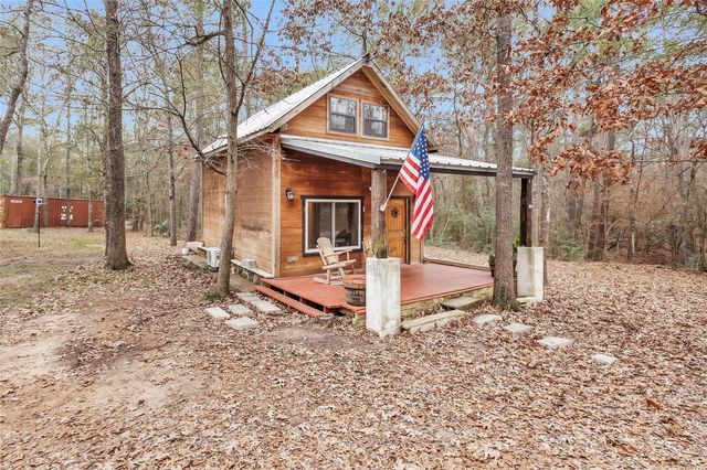 7261 Forest Hills Drive, Montgomery, TX 77316