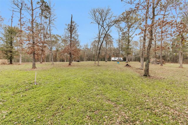 7261 Forest Hills Drive, Montgomery, TX 77316