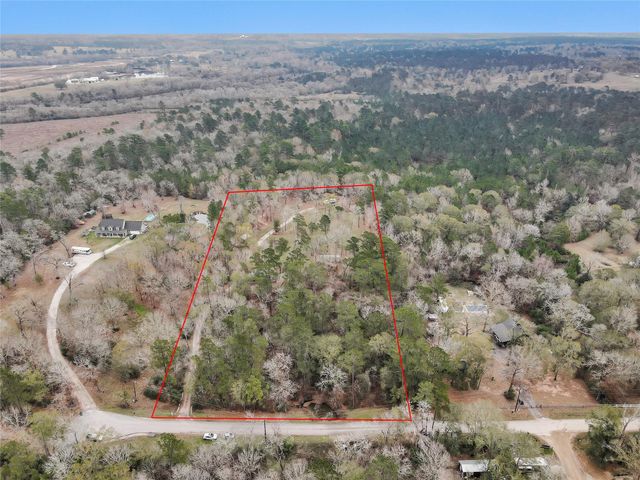 7261 Forest Hills Drive, Montgomery, TX 77316