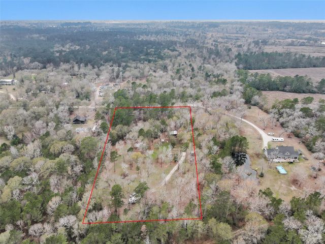 7261 Forest Hills Drive, Montgomery, TX 77316