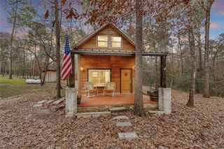 7261 Forest Hills Drive, Montgomery, TX 77316