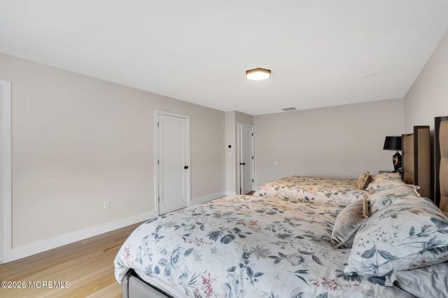 30 Independence Court, Lakewood, NJ 08701