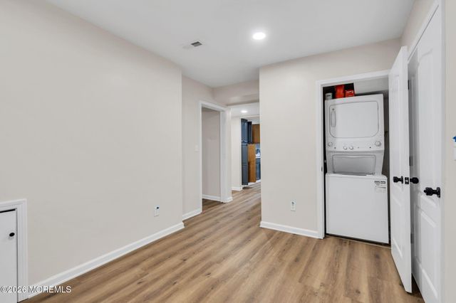 30 Independence Court, Lakewood, NJ 08701