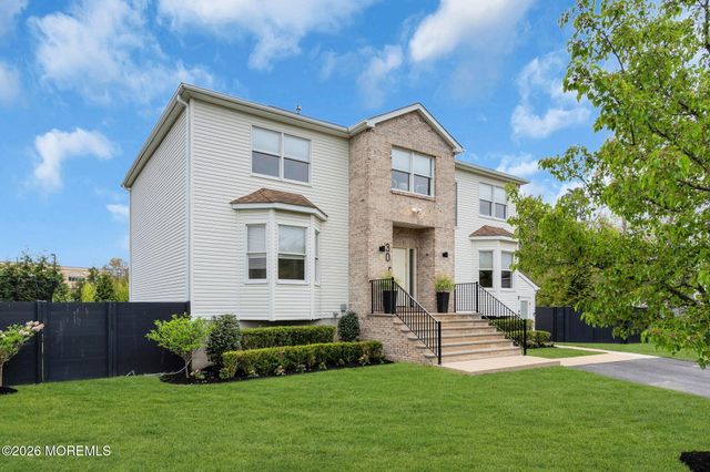 30 Independence Court, Lakewood, NJ 08701