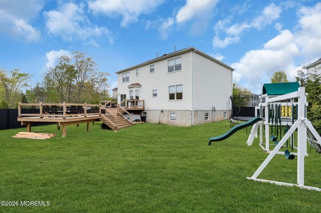 30 Independence Court, Lakewood, NJ 08701