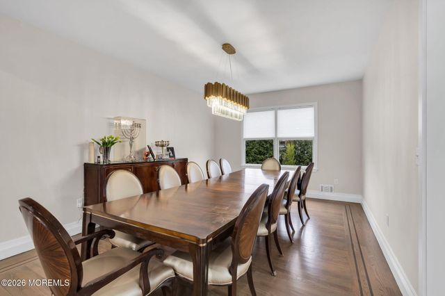 30 Independence Court, Lakewood, NJ 08701