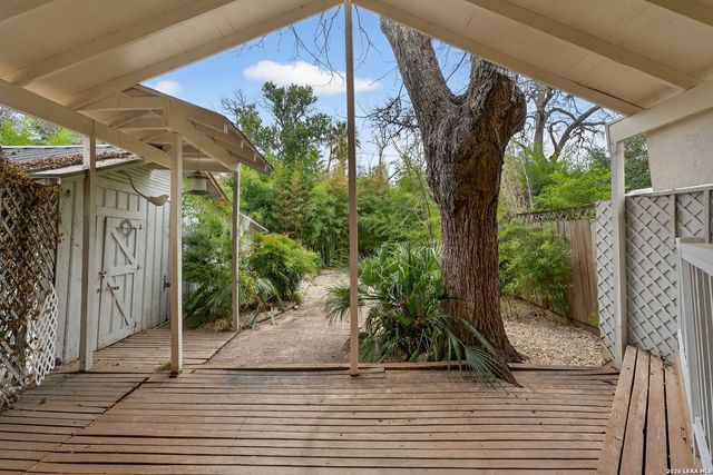 214 Ira, San Antonio, TX 78209