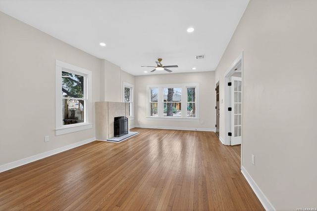 214 Ira, San Antonio, TX 78209