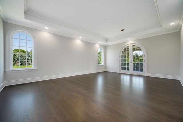 6413 S County Line Road, Burr Ridge, IL 60527