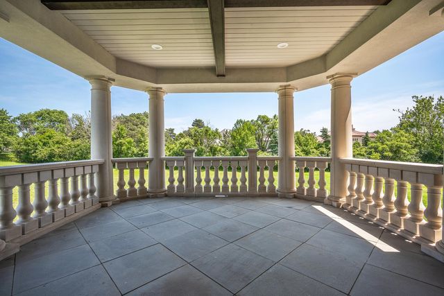 6413 S County Line Road, Burr Ridge, IL 60527