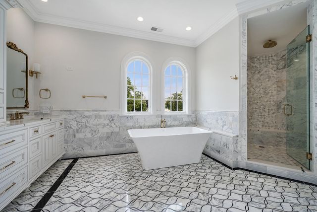 6413 S County Line Road, Burr Ridge, IL 60527