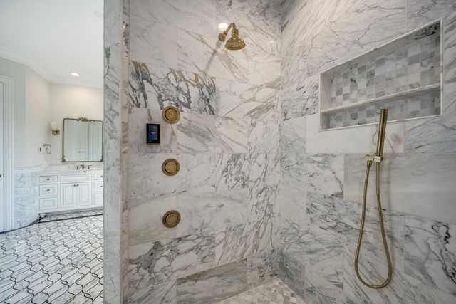 6413 S County Line Road, Burr Ridge, IL 60527