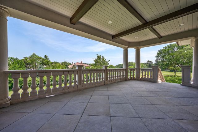 6413 S County Line Road, Burr Ridge, IL 60527