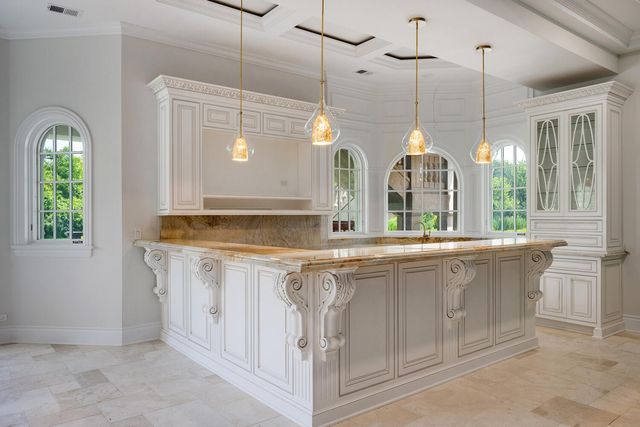 6413 S County Line Road, Burr Ridge, IL 60527