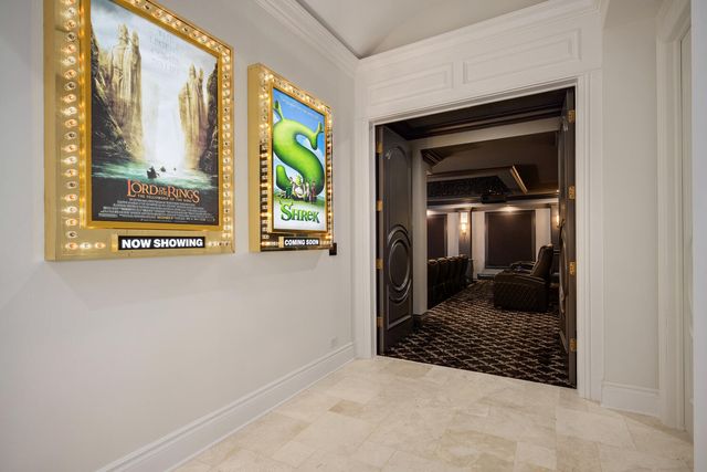 6413 S County Line Road, Burr Ridge, IL 60527