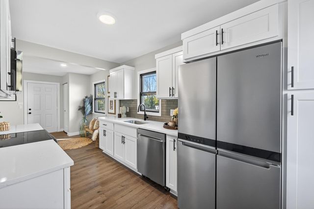 563 Doris Avenue, Shoreview, MN 55126