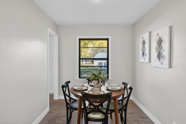 563 Doris Avenue, Shoreview, MN 55126