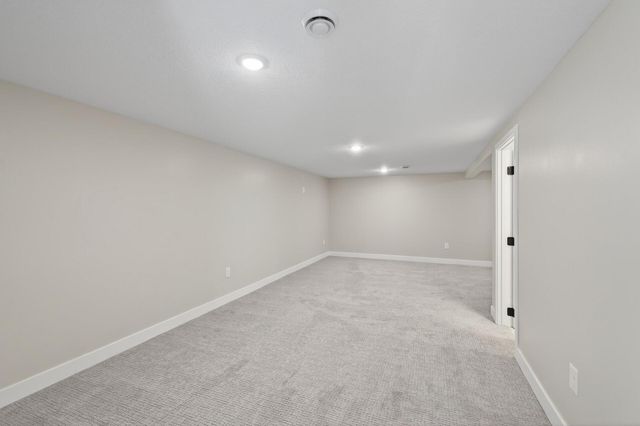 563 Doris Avenue, Shoreview, MN 55126