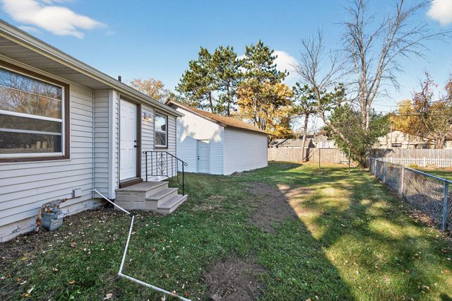 563 Doris Avenue, Shoreview, MN 55126