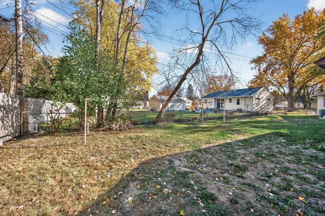 563 Doris Avenue, Shoreview, MN 55126