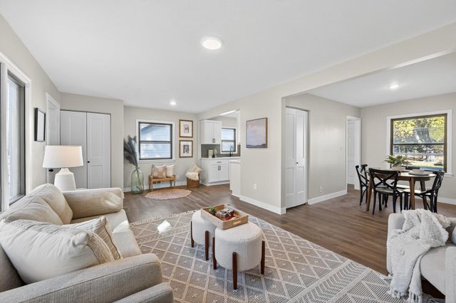 563 Doris Avenue, Shoreview, MN 55126