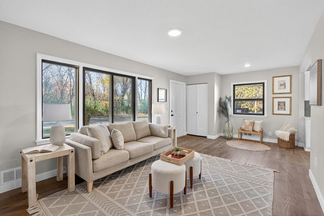 563 Doris Avenue, Shoreview, MN 55126