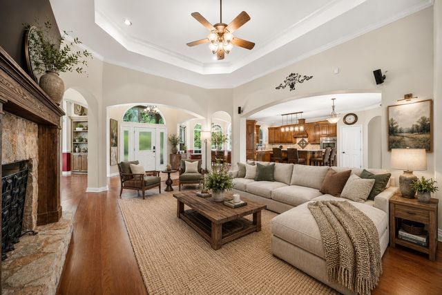 194 Old Howard Road, Waxahachie, TX 75165