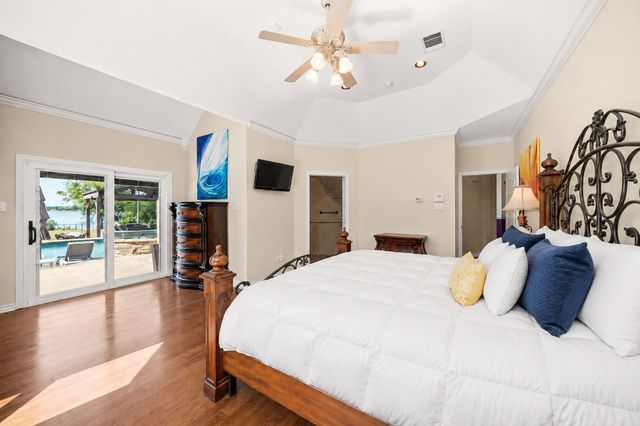 194 Old Howard Road, Waxahachie, TX 75165