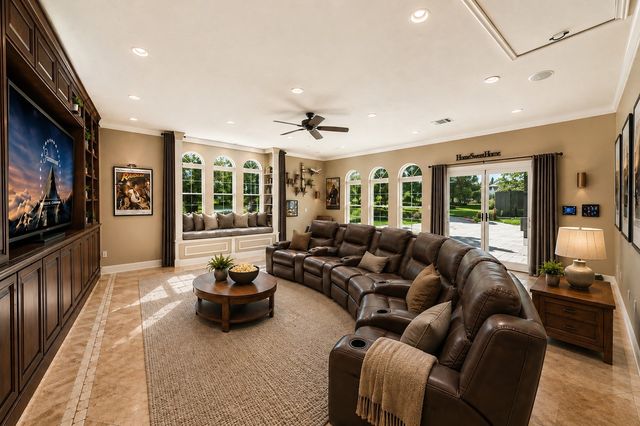 194 Old Howard Road, Waxahachie, TX 75165