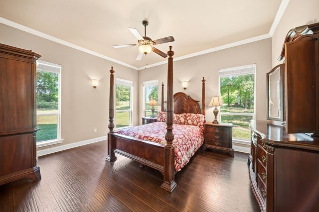 194 Old Howard Road, Waxahachie, TX 75165