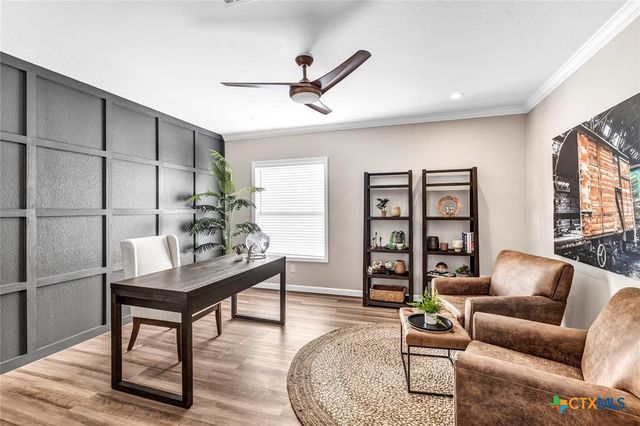 942 Chamberlin Road, Dale, TX 78616